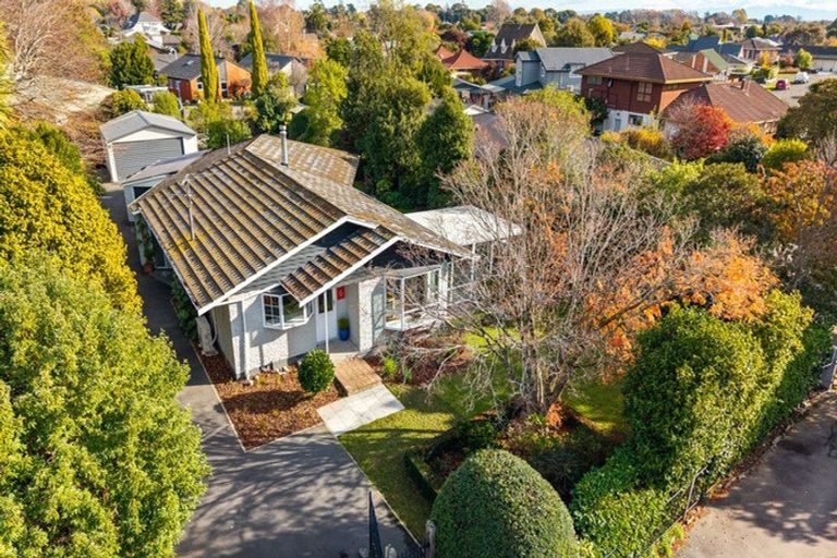 Photo of property in 11a Ashgrove Terrace, Somerfield, Christchurch, 8024