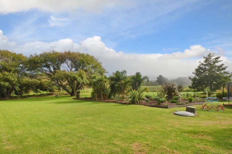 Photo of property in 77 Toetoe Road, Otaika, Whangarei, 0170