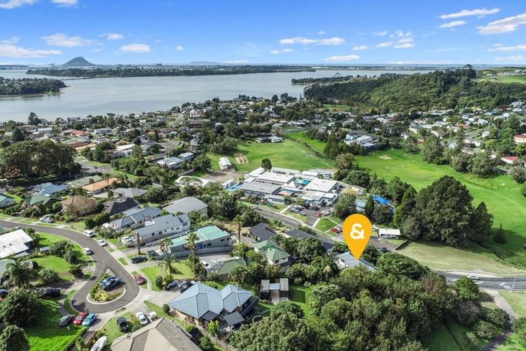 Photo of property in 39 Homestead Place, Welcome Bay, Tauranga, 3112