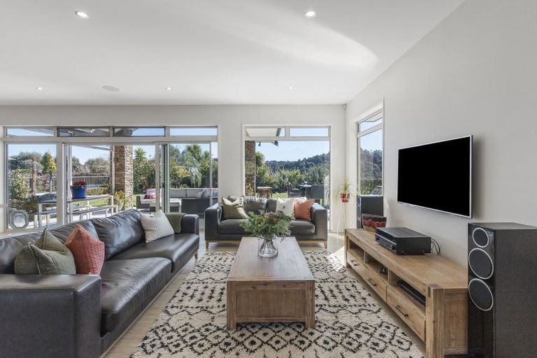 Photo of property in 35 Polo Lane, Whitford, Manurewa, 2576