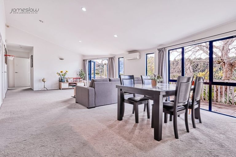 Photo of property in 1/19 Lowtherhurst Road, Massey, Auckland, 0614