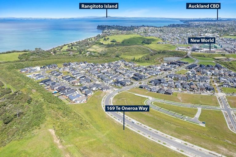 Photo of property in 169 Te Oneroa Way, Long Bay, Auckland, 0630