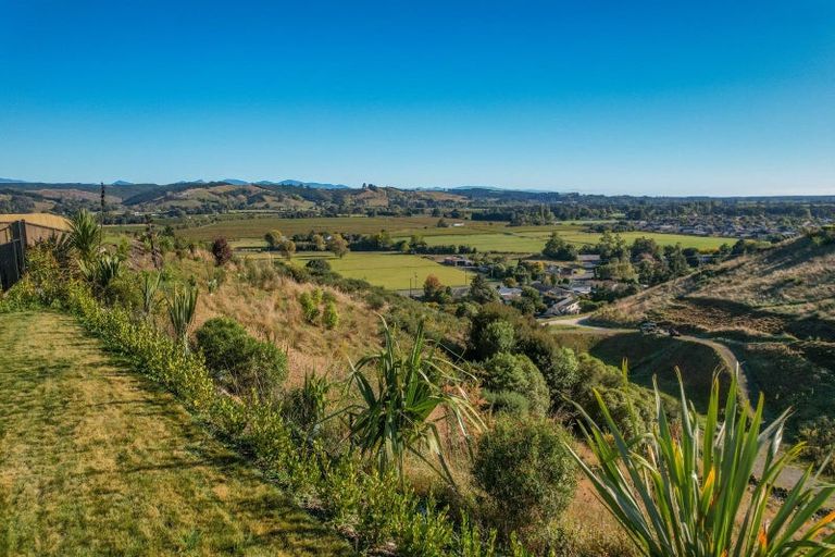 Photo of property in 70 Katania Heights, Brightwater, 7022