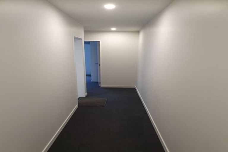 Photo of property in 35 John Street, Stokes Valley, Lower Hutt, 5019