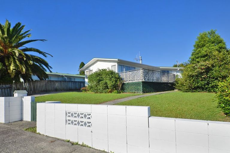 Photo of property in 19 Paramount Parade, Tikipunga, Whangarei, 0112