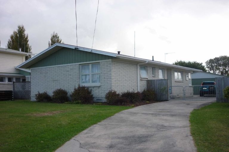 Photo of property in 37 Lewis Street, Glenview, Hamilton, 3206