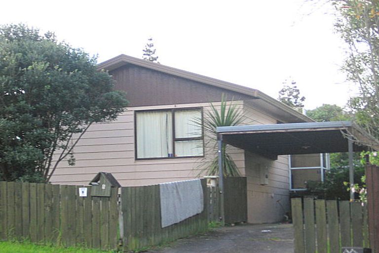 Photo of property in 5 Sarajevo Place, Massey, Auckland, 0614