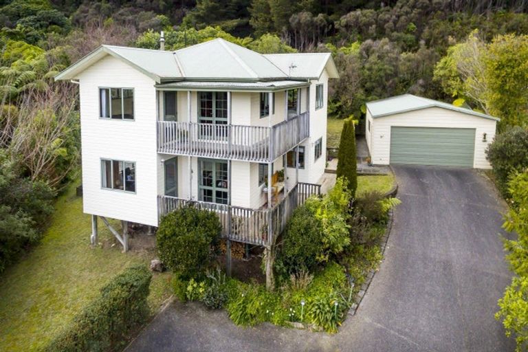Photo of property in 20a Norana Road, Maoribank, Upper Hutt, 5018