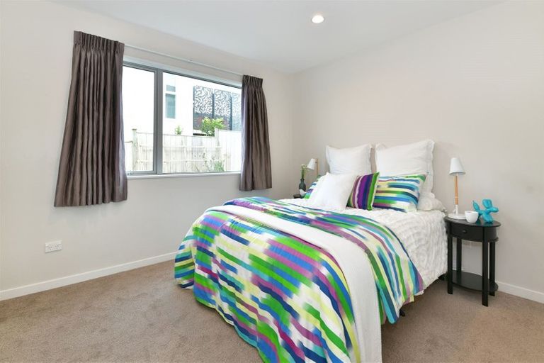 Photo of property in 23 Galbraith Greens, Silverdale, 0932