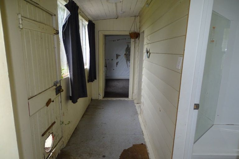 Photo of property in 36 Brown Street, Strathern, Invercargill, 9812