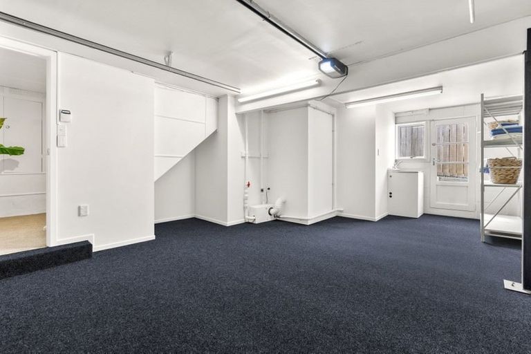 Photo of property in 1/8 Fowler Street, Northcote, Auckland, 0627