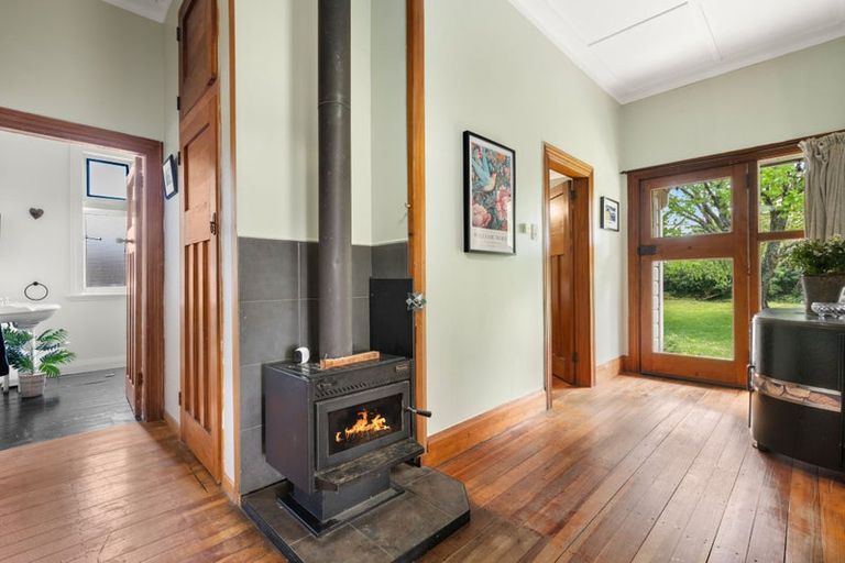 Photo of property in 160 Fitzherbert Street, Featherston, 5710