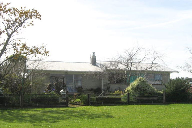 Photo of property in 6 King Street, Waitara, 4320