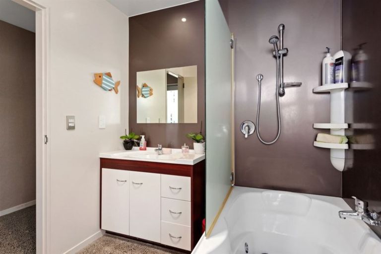 Photo of property in 18 Ocean View Road, Coastlands, Whakatane, 3120