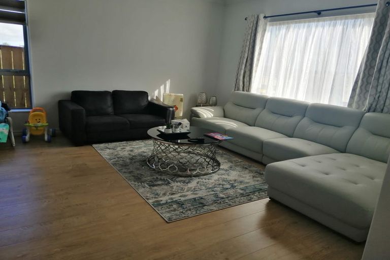 Photo of property in 24 Urney Drive, Flat Bush, Auckland, 2019