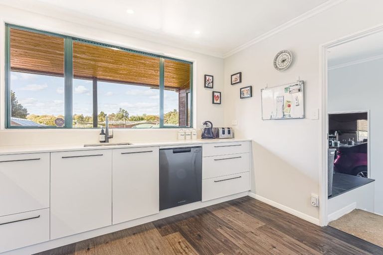 Photo of property in 20 Goddard Road, Tasman, Upper Moutere, 7173