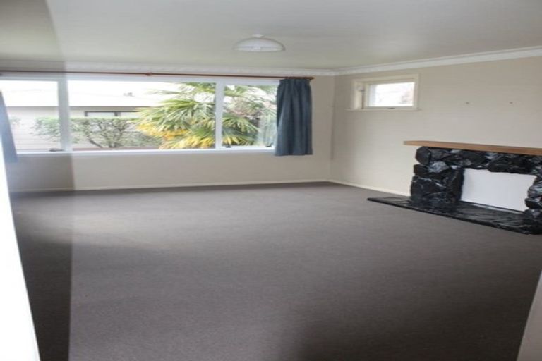 Photo of property in 20 Queen Road, Bellevue, Tauranga, 3110