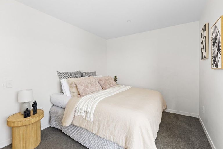 Photo of property in 19/6 Oswald Crescent, Paparangi, Wellington, 6037