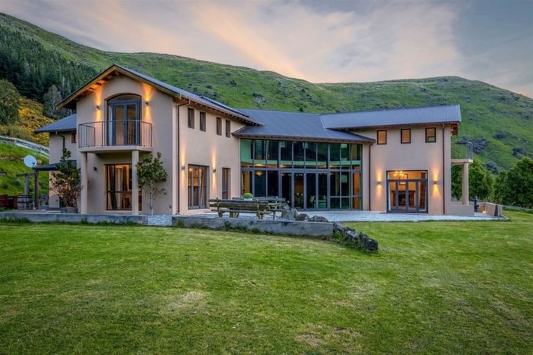 Photo of property in 16 Okana Road, Ataahua, Christchurch, 7672