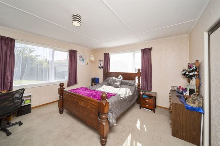 Photo of property in 9 Fyson Place, Hawera, 4610