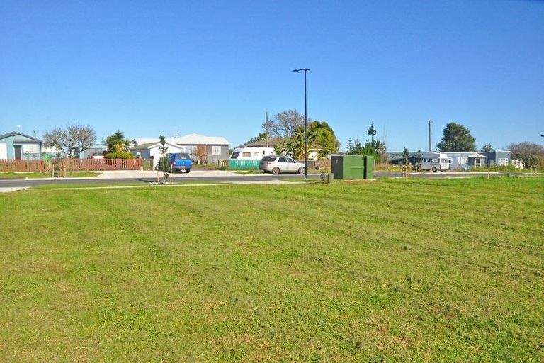 Photo of property in 61 Mclarin Road, Glenbrook, Waiuku, 2681