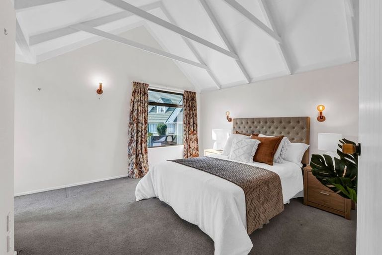 Photo of property in 15f Glen Almond Street, New Plymouth, 4310