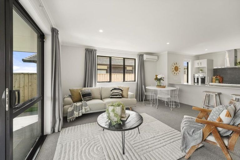 Photo of property in 26 Richardson Road, Omokoroa, 3114