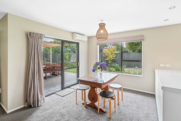 Photo of property in 20 Shamrock Place, Halswell, Christchurch, 8025