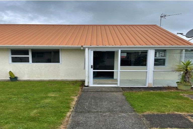 Photo of property in 2a Brookes Street, Inglewood, 4330
