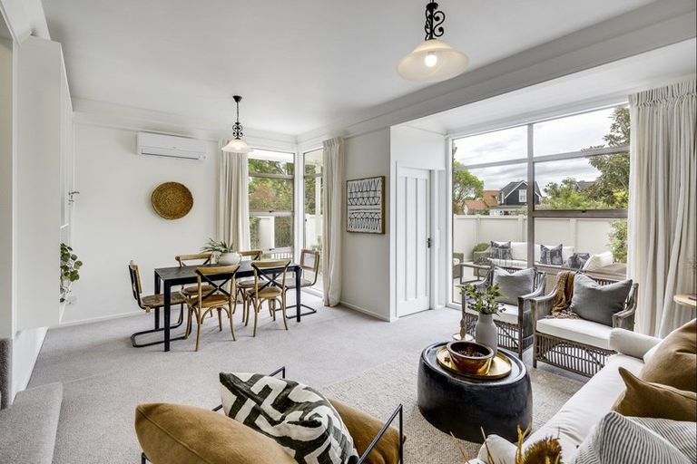 Photo of property in 4/14 Greenwood Road, Havelock North, 4130