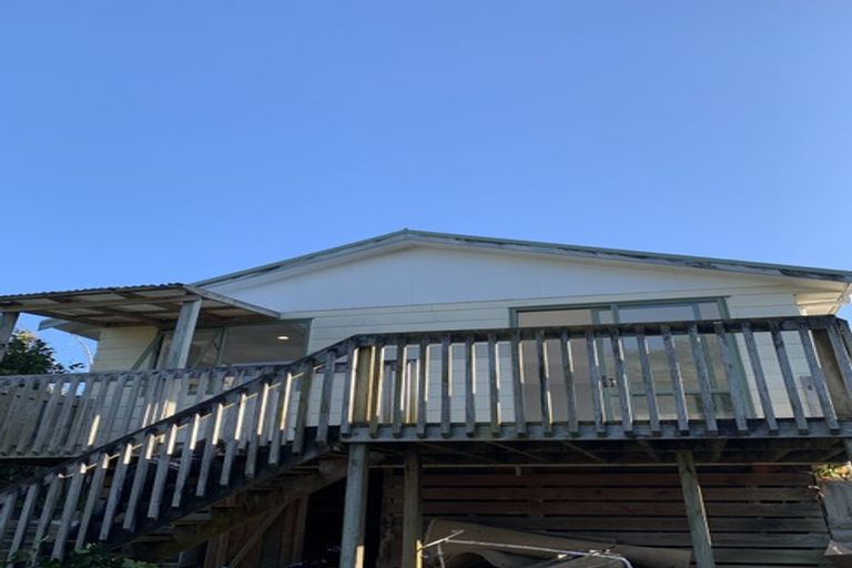 Photo of property in 2/10 Southview Place, Wattle Downs, Auckland, 2102