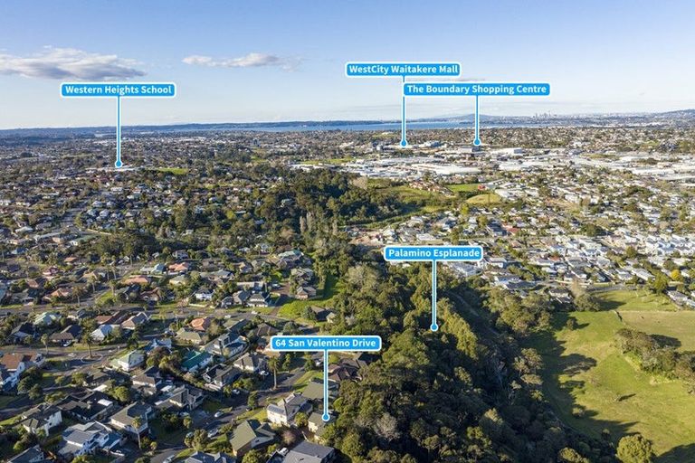 Photo of property in 64 San Valentino Drive, Henderson, Auckland, 0612