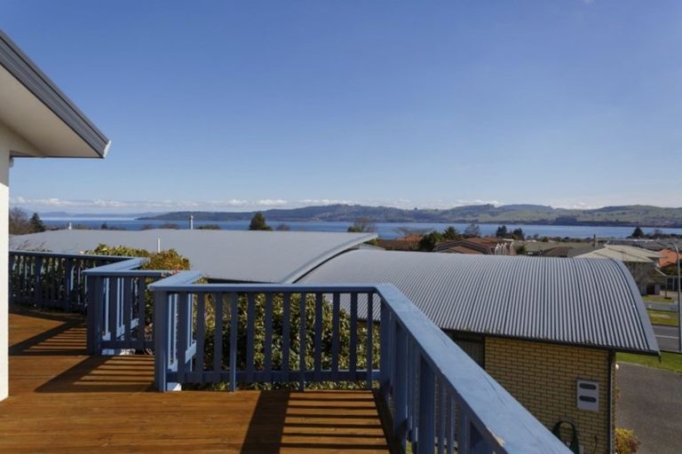 Photo of property in 49 Arrowsmith Avenue, Waipahihi, Taupo, 3330