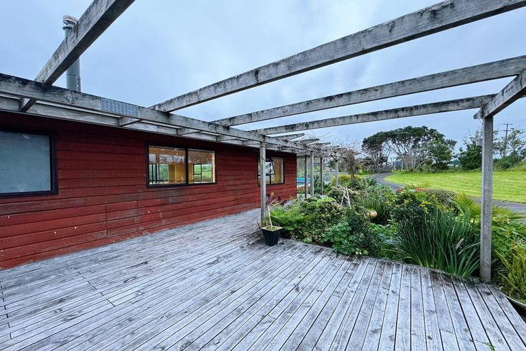 Photo of property in 1435 Old North Road, Helensville, 0875