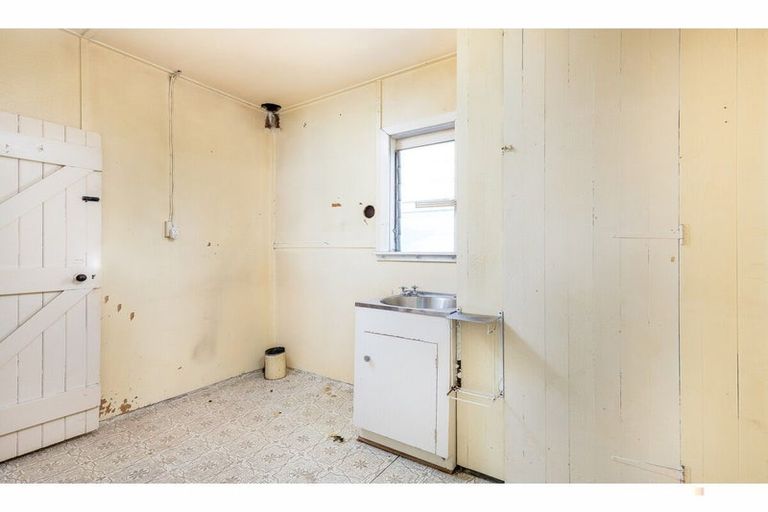 Photo of property in 39 Wilkin Street, Waimate, 7924