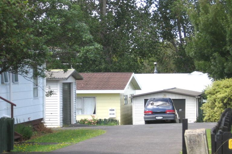 Photo of property in 27 Ranch Avenue, Beach Haven, Auckland, 0626