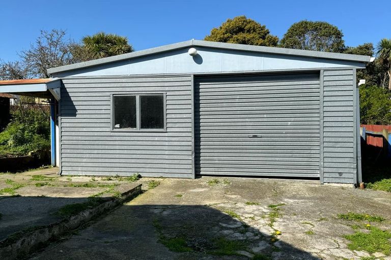 Photo of property in 72 Castor Crescent, Cannons Creek, Porirua, 5024