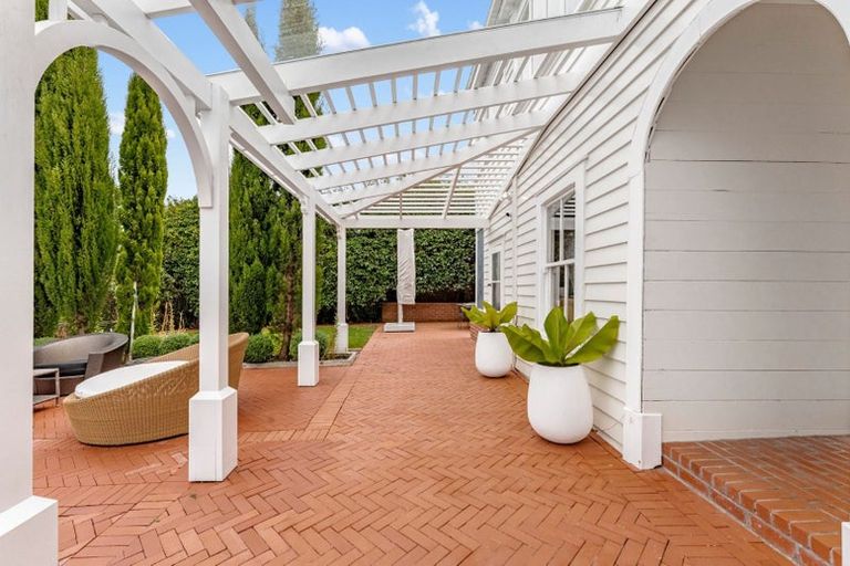 Photo of property in 65 Marine Parade, Herne Bay, Auckland, 1011