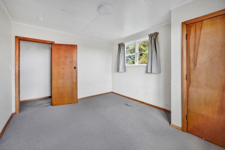 Photo of property in 32b Seaview Road, Marfell, New Plymouth, 4310