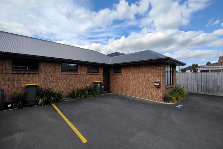 Photo of property in 5/102 Old Farm Road, Hamilton East, Hamilton, 3216