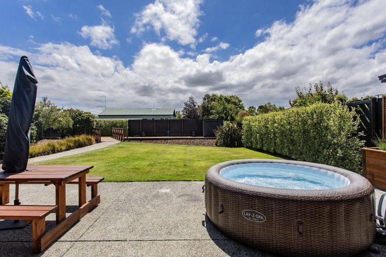 Photo of property in 5 Gilbert Street, Amberley, 7410