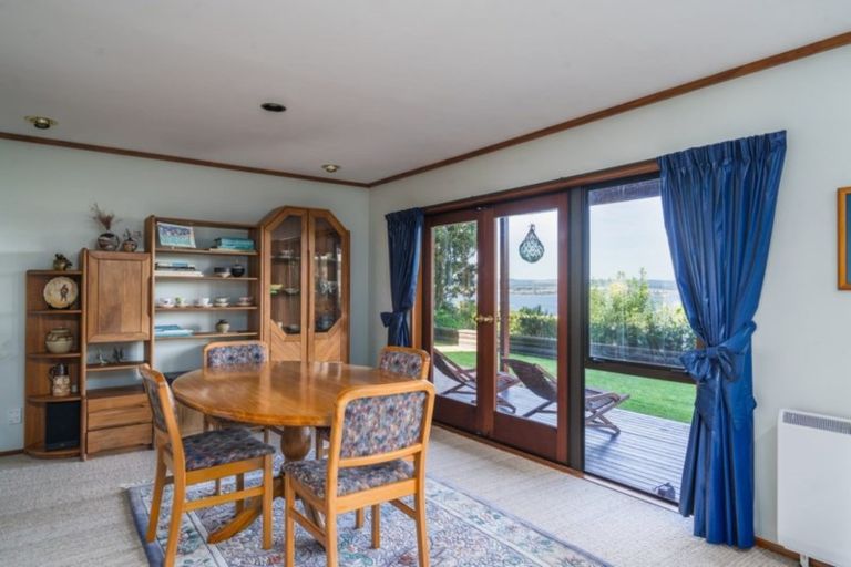 Photo of property in 39 Wakeman Road, Acacia Bay, Taupo, 3330