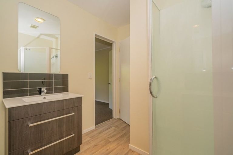 Photo of property in 4 Puriri Place, Whitianga, 3510