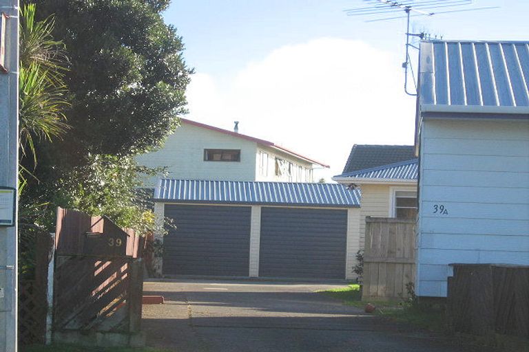 Photo of property in 39 Te Kupe Road, Paraparaumu Beach, Paraparaumu, 5032