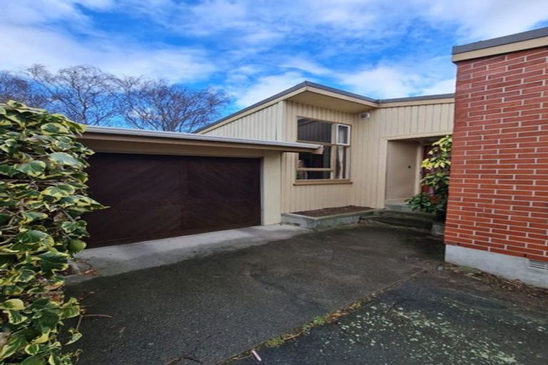 Photo of property in 35 Newbridge Place, Ilam, Christchurch, 8041