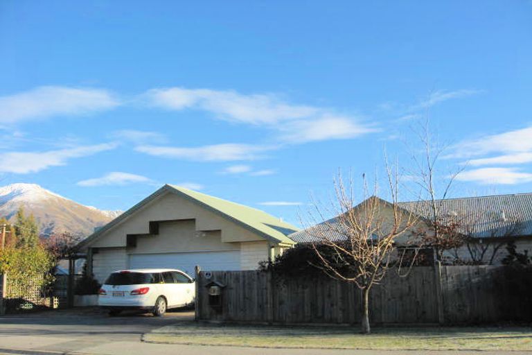 Photo of property in 97 Tenby Street, Wanaka, 9305