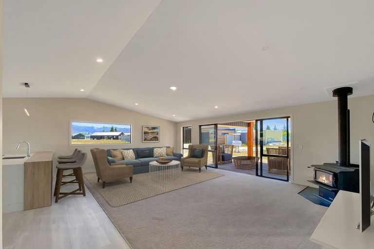 Photo of property in 10 Jack Adamson Drive, Twizel, 7901