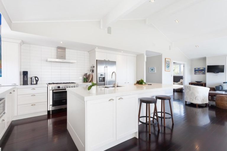 Photo of property in 58 Oceanbeach Road, Mount Maunganui, 3116