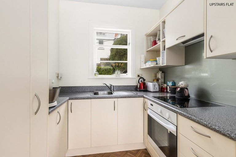 Photo of property in 29a Grass Street, Roseneath, Wellington, 6011