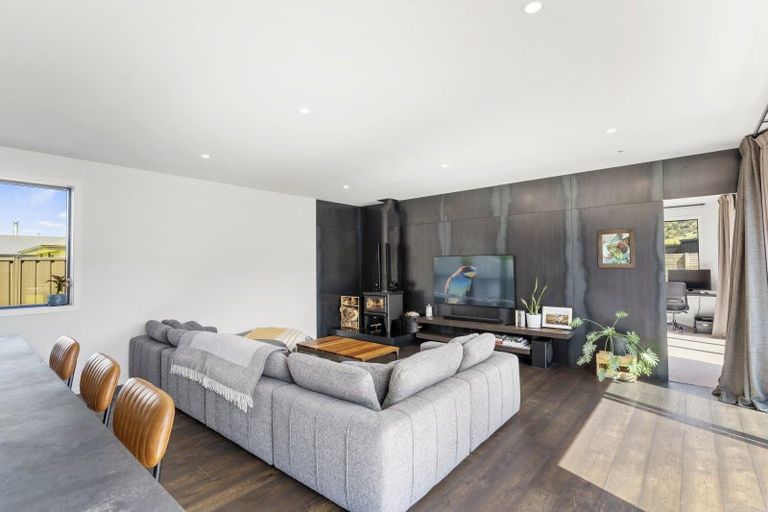 Photo of property in 6 Woodpecker Street, Lake Hawea, Wanaka, 9382